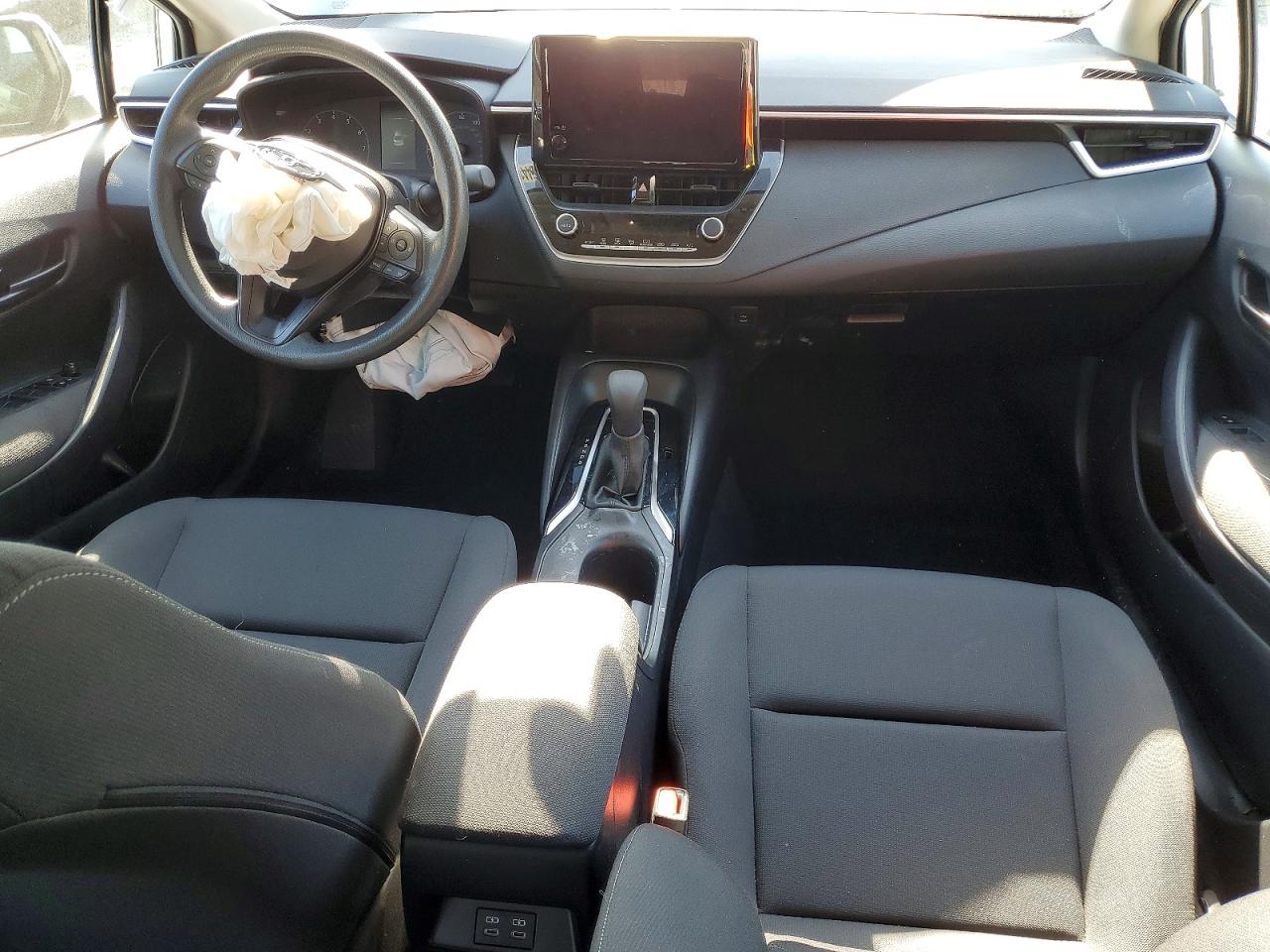 2023 TOYOTA COROLLA LE photo 15