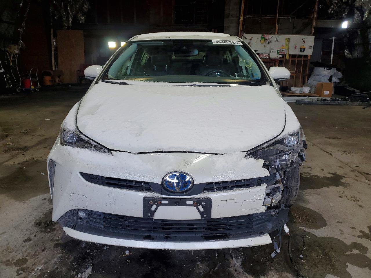 2019 TOYOTA PRIUS XLE AWD-E photo 5