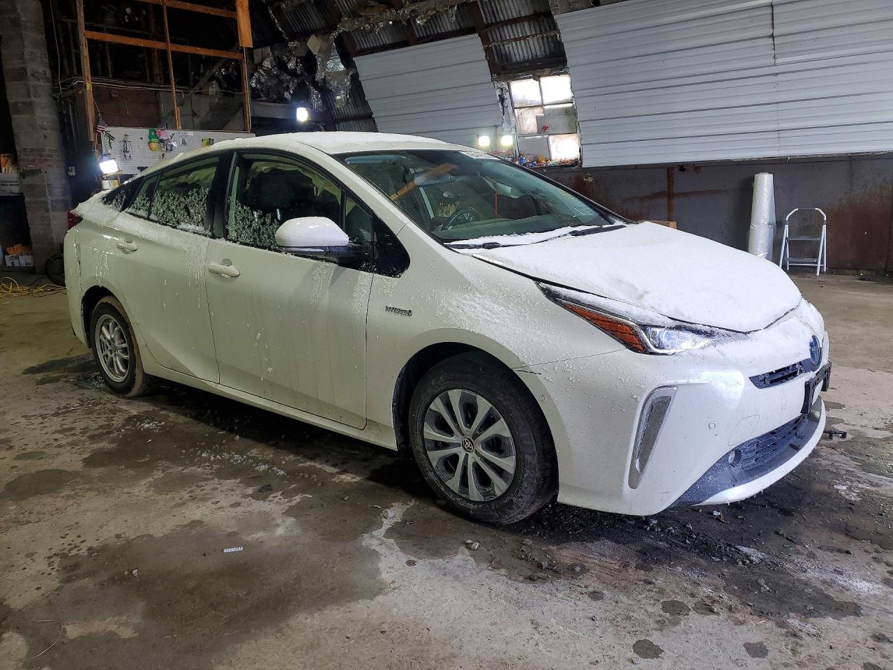 2019 TOYOTA PRIUS XLE AWD-E photo 4
