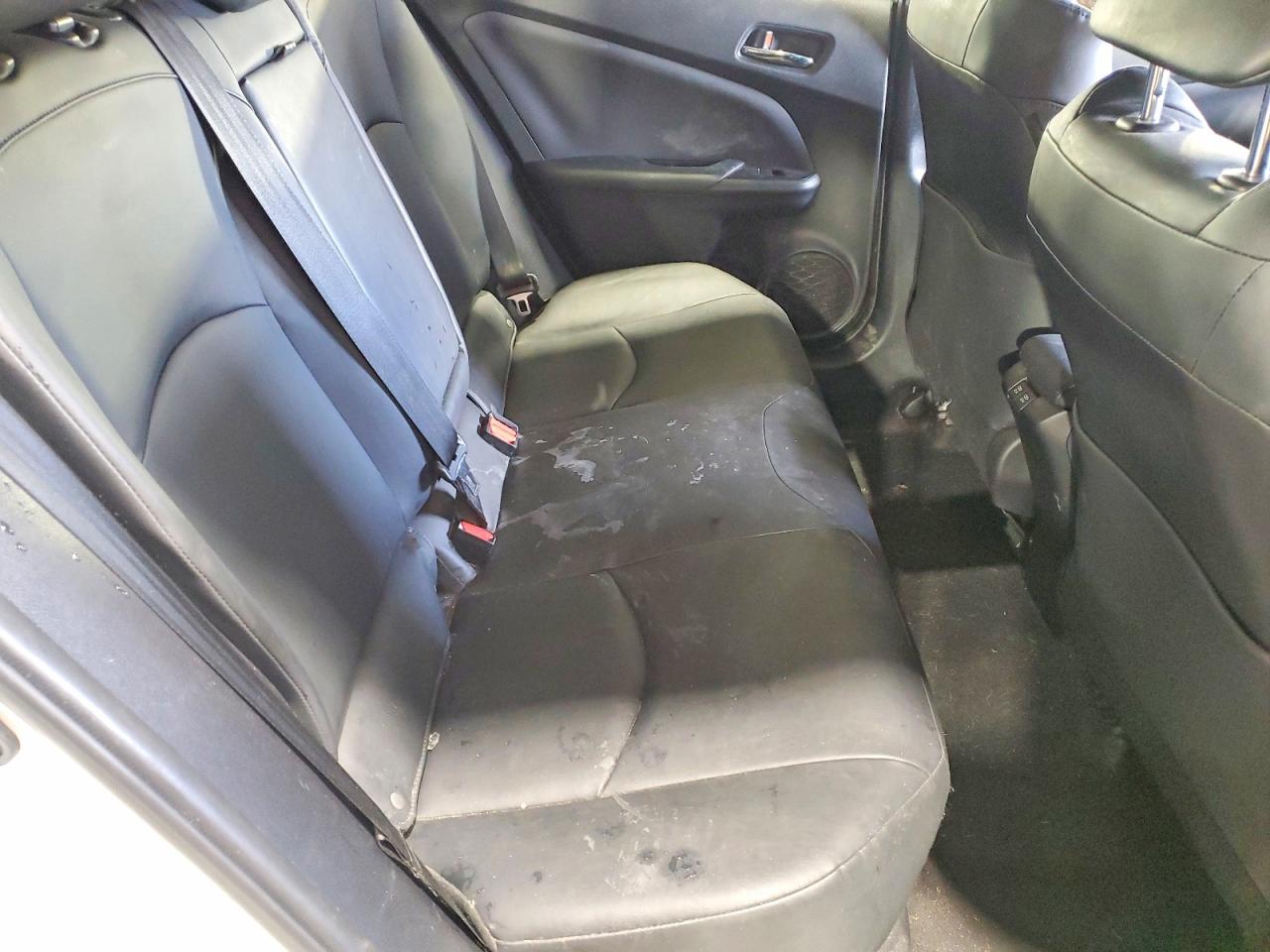 2019 TOYOTA PRIUS XLE AWD-E photo 10