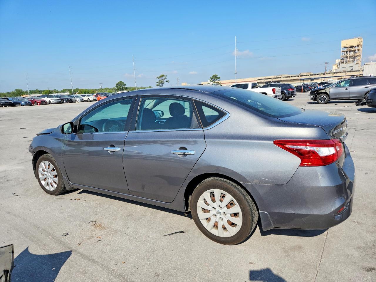 2019 NISSAN SENTRA S photo 3
