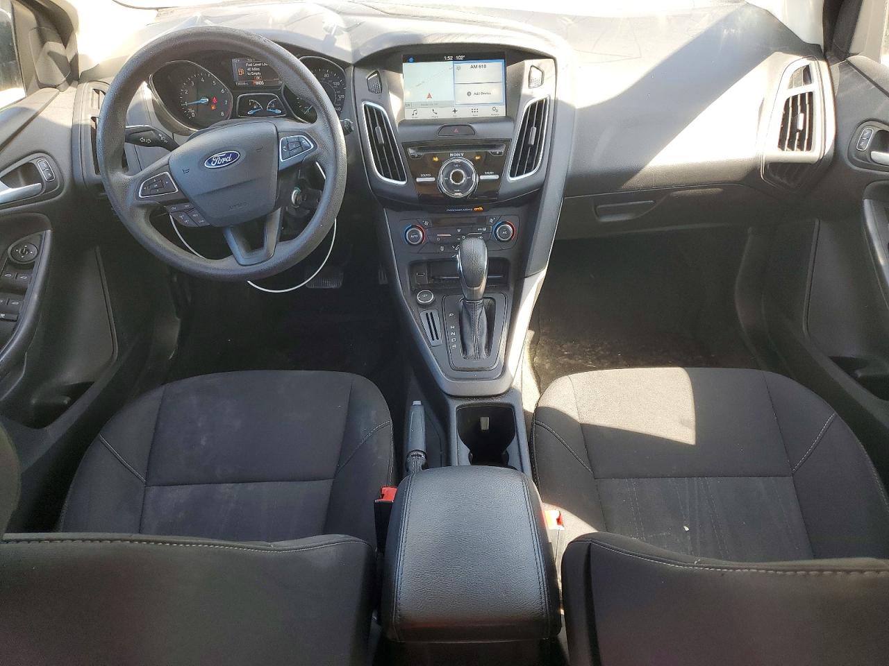 2017 FORD FOCUS photo 8