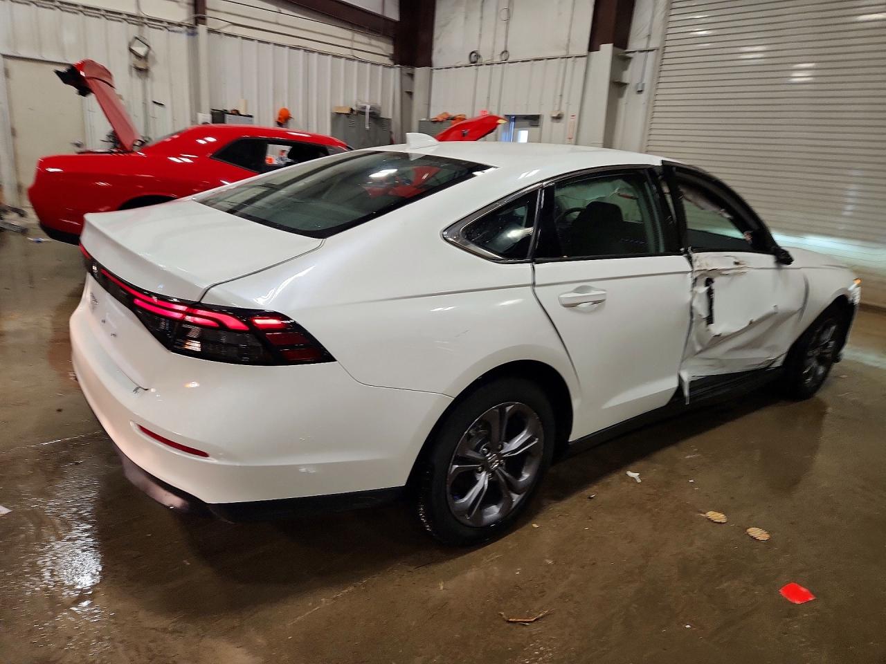2024 HONDA ACCORD EX photo 7