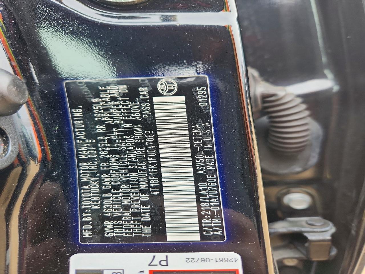 2015 TOYOTA CAMRY XLE photo 13