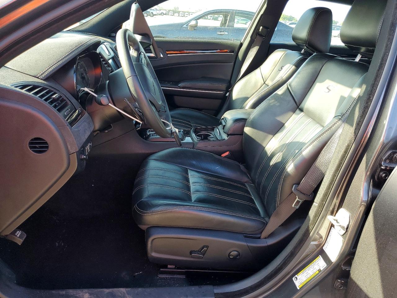 2023 CHRYSLER 300 S photo 13