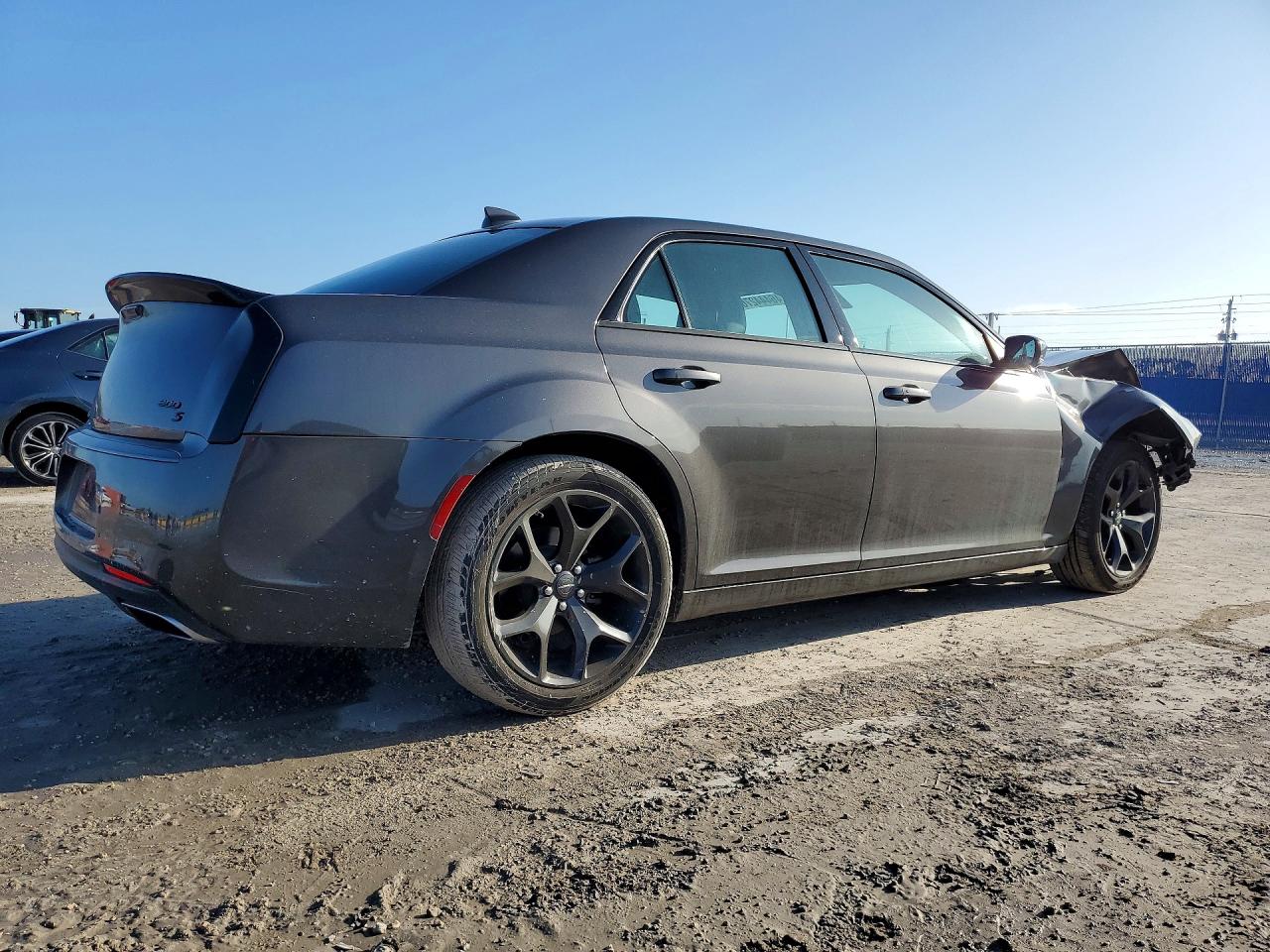 2023 CHRYSLER 300 S photo 5