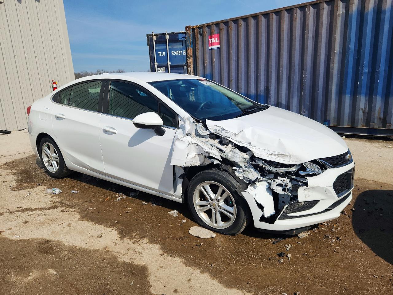 2016 CHEVROLET CRUZE LT photo 4