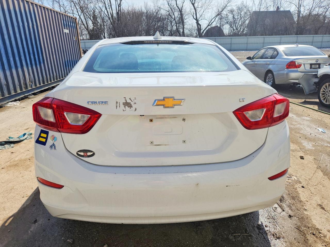 2016 CHEVROLET CRUZE LT photo 6