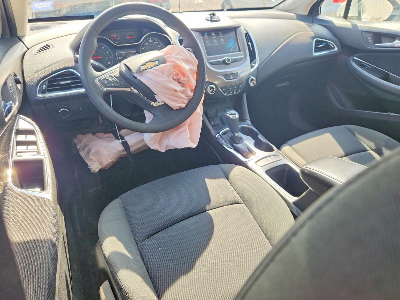 2016 CHEVROLET CRUZE LT photo 8