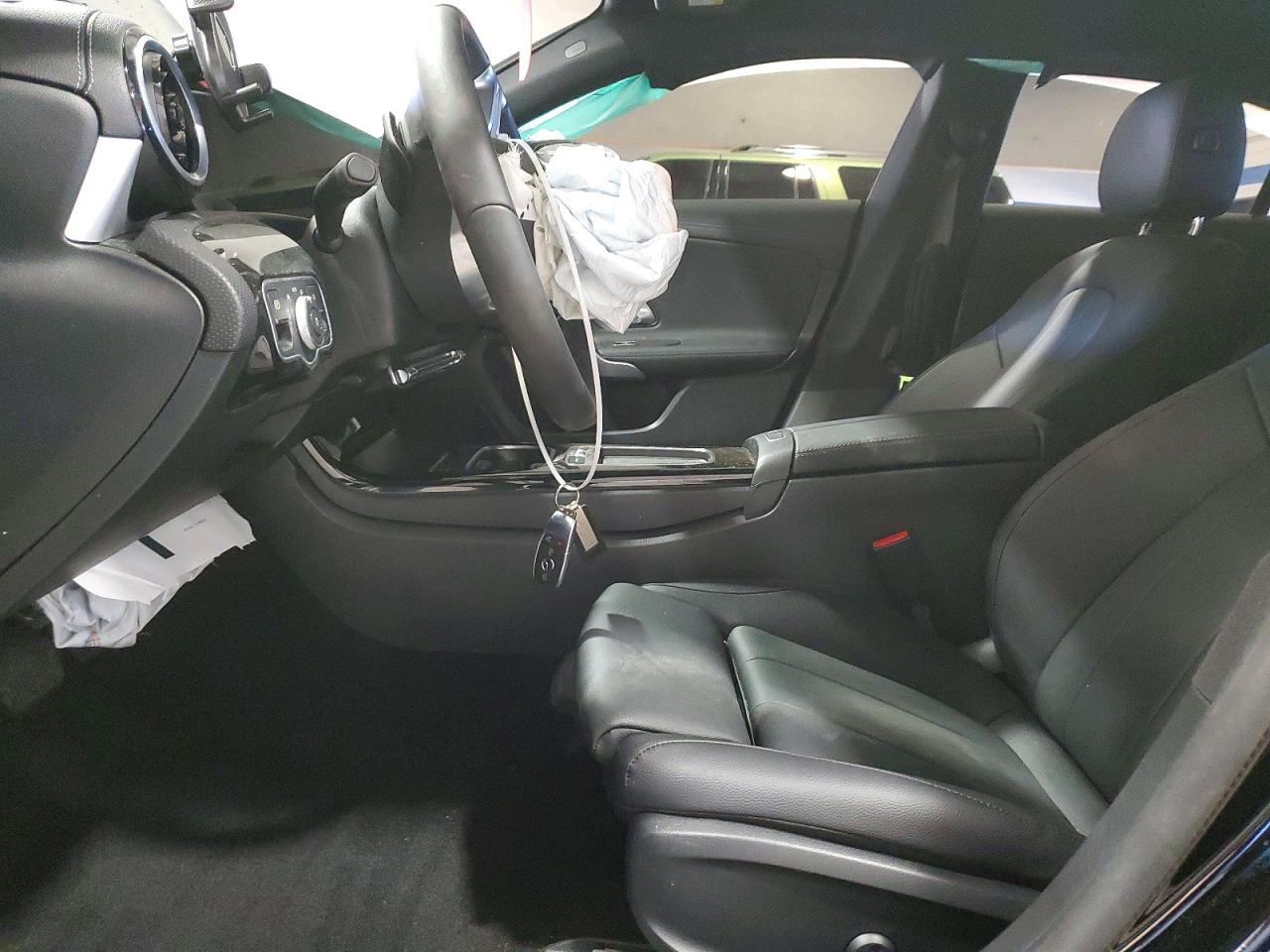2025 MERCEDES-BENZ CLA 250 4MATIC photo 7