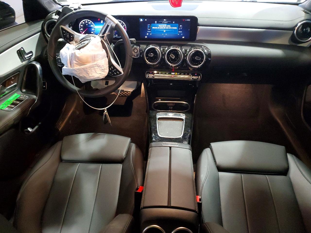 2025 MERCEDES-BENZ CLA 250 4MATIC photo 8