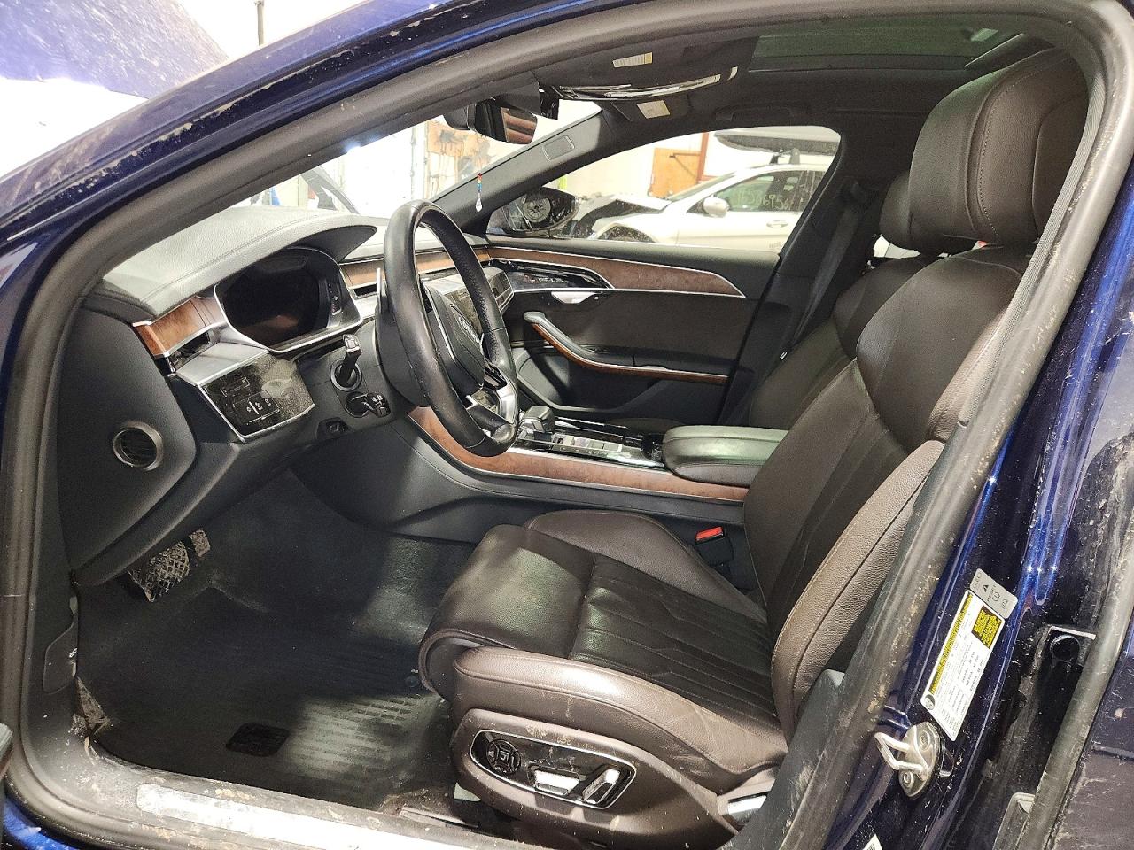 2019 AUDI A8 L photo 13