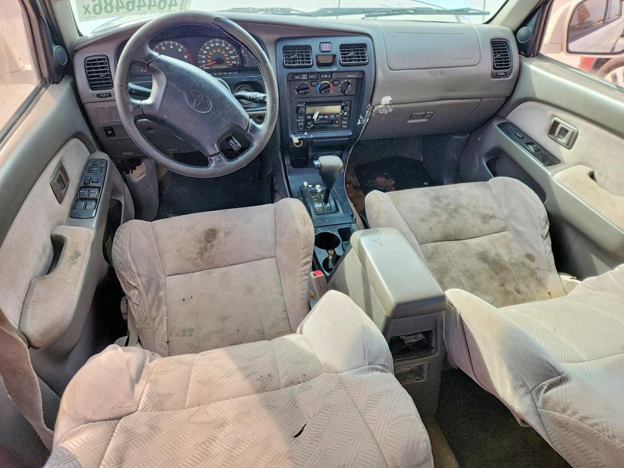 2001 TOYOTA 4RUNNER SR5 photo 8