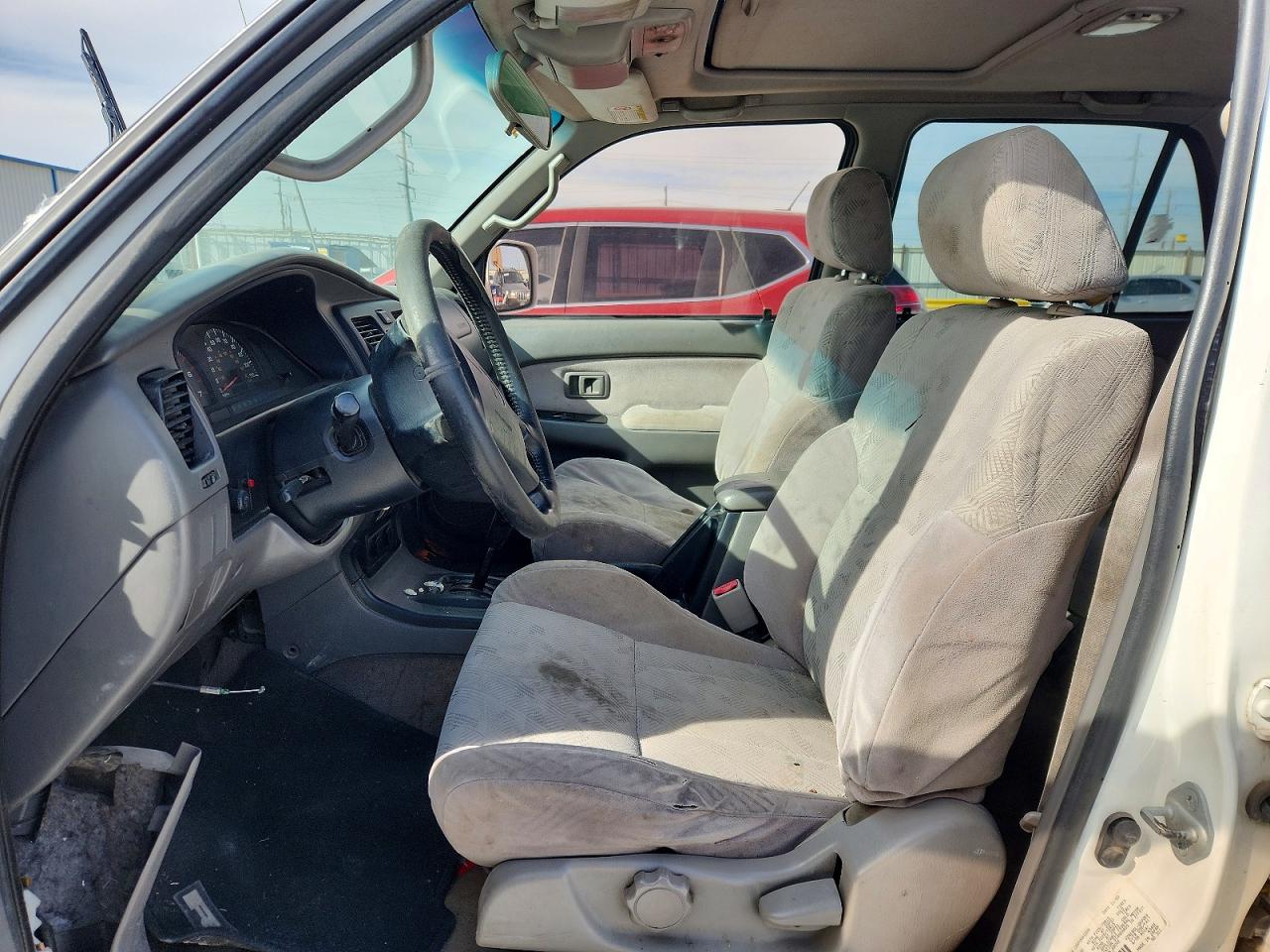2001 TOYOTA 4RUNNER SR5 photo 7