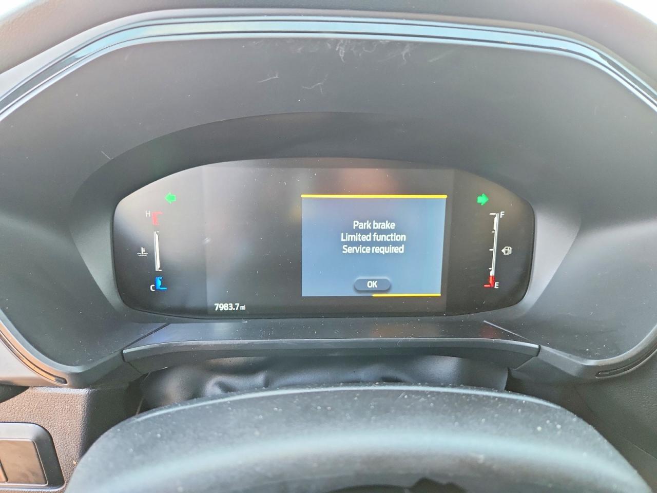 2025 FORD ESCAPE ST LINE photo 17