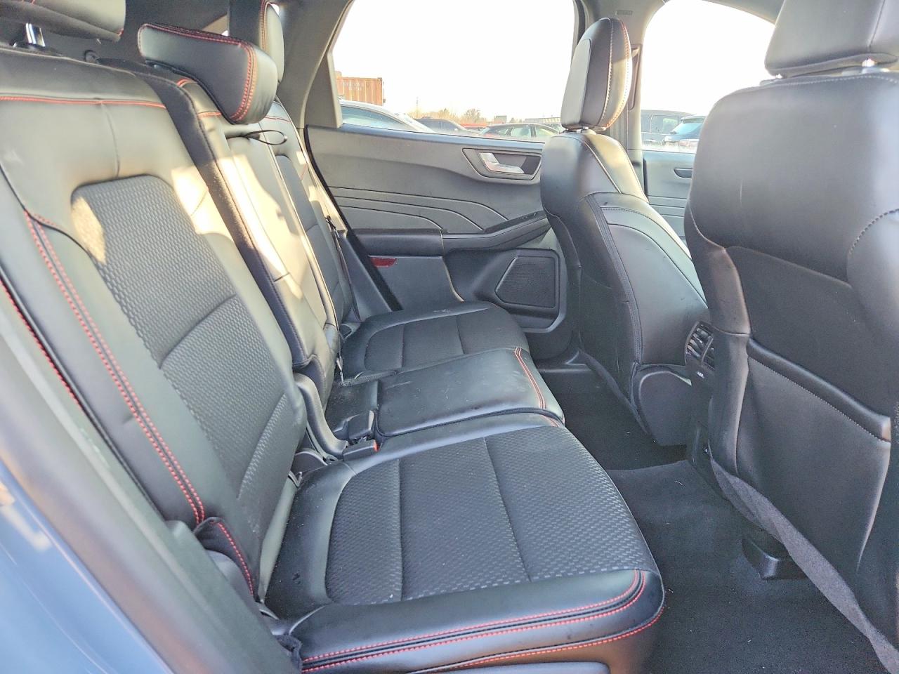 2025 FORD ESCAPE ST LINE photo 19