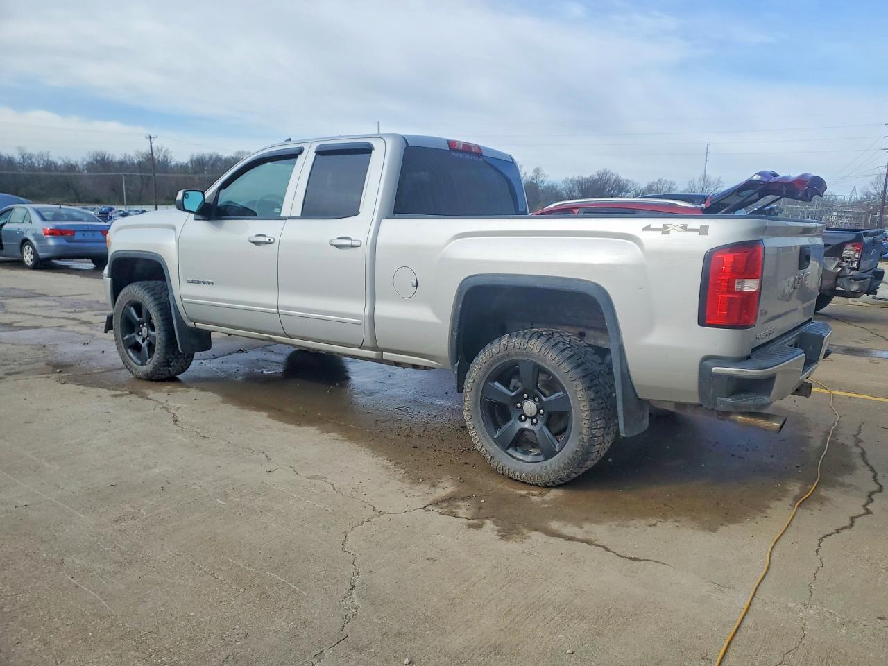 2015 GMC SIERRA K1500 photo 4