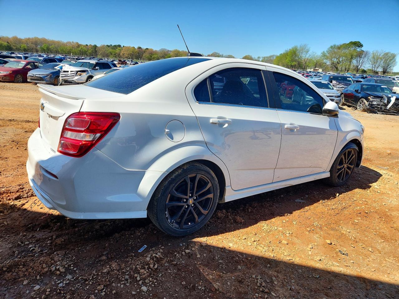 2017 CHEVROLET SONIC PREMIER photo 5