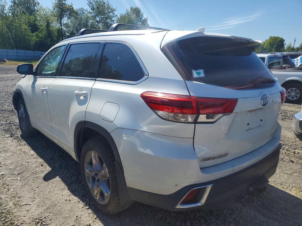 2018 TOYOTA HIGHLANDER LIMITED PLATINUM photo 3