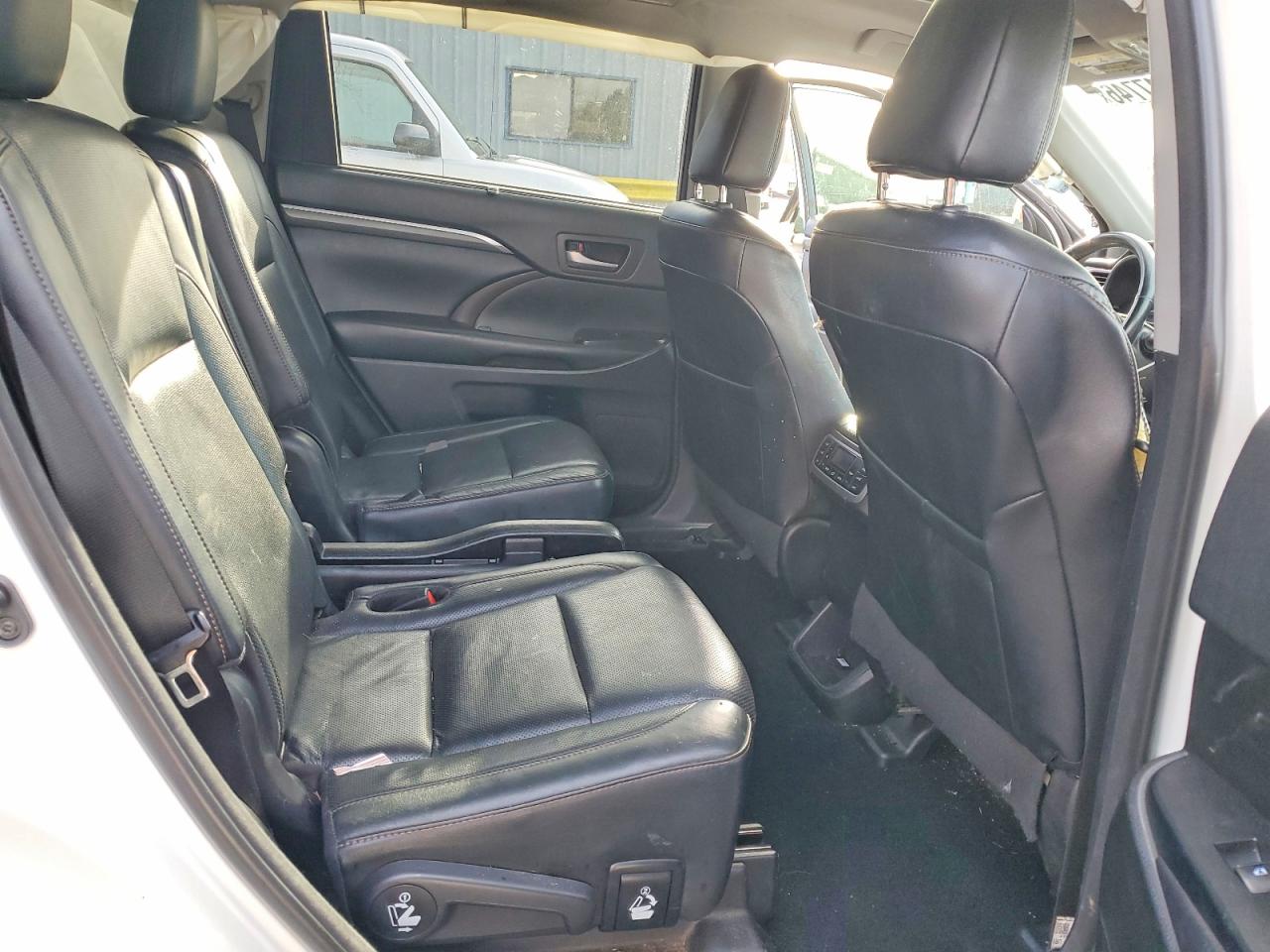 2018 TOYOTA HIGHLANDER LIMITED PLATINUM photo 21