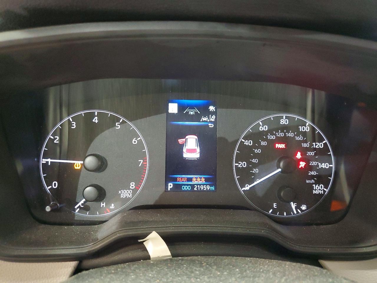 2024 TOYOTA COROLLA CROSS LE photo 17