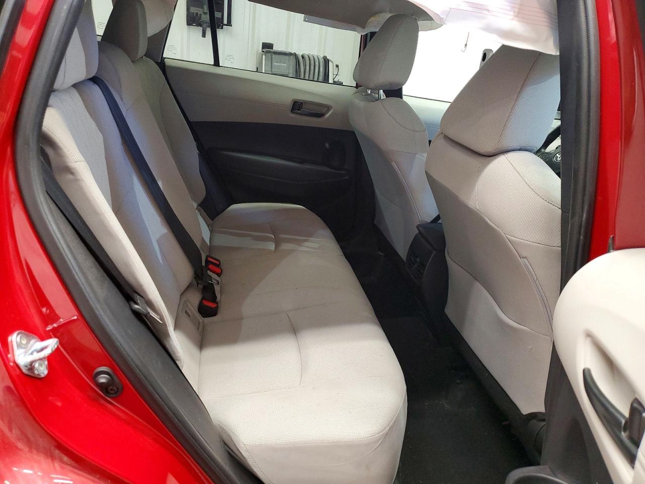 2024 TOYOTA COROLLA CROSS LE photo 21