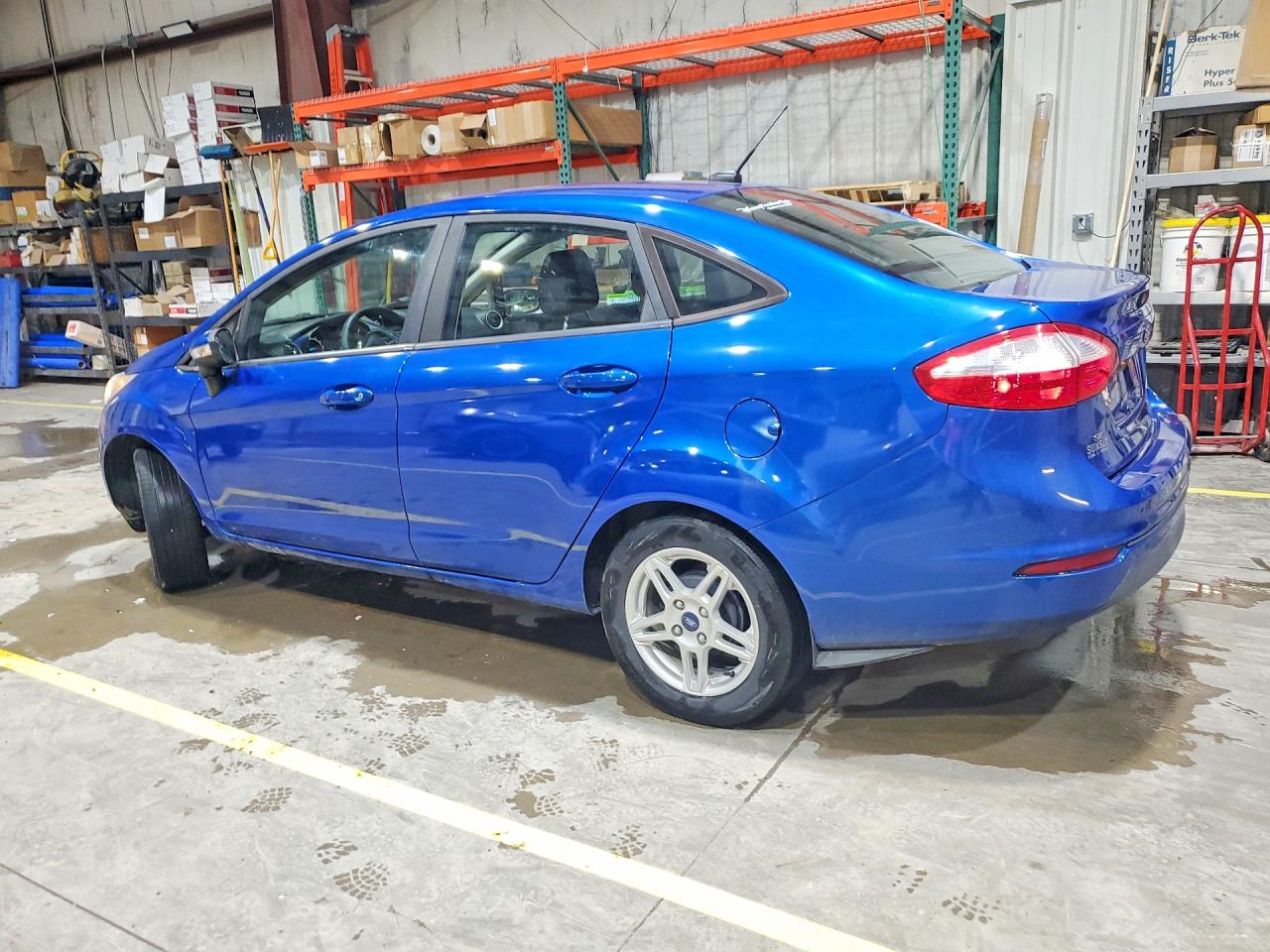 2018 FORD FIESTA SE photo 4