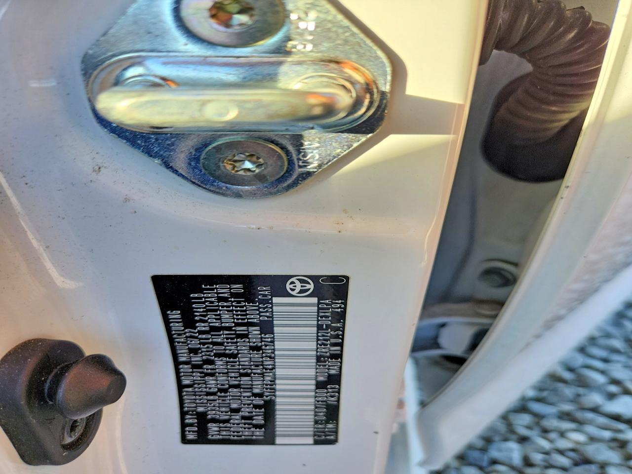 2022 TOYOTA COROLLA LE photo 25