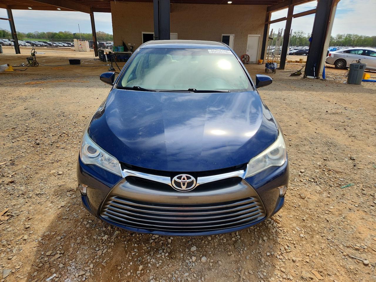 2016 TOYOTA CAMRY LE photo 9