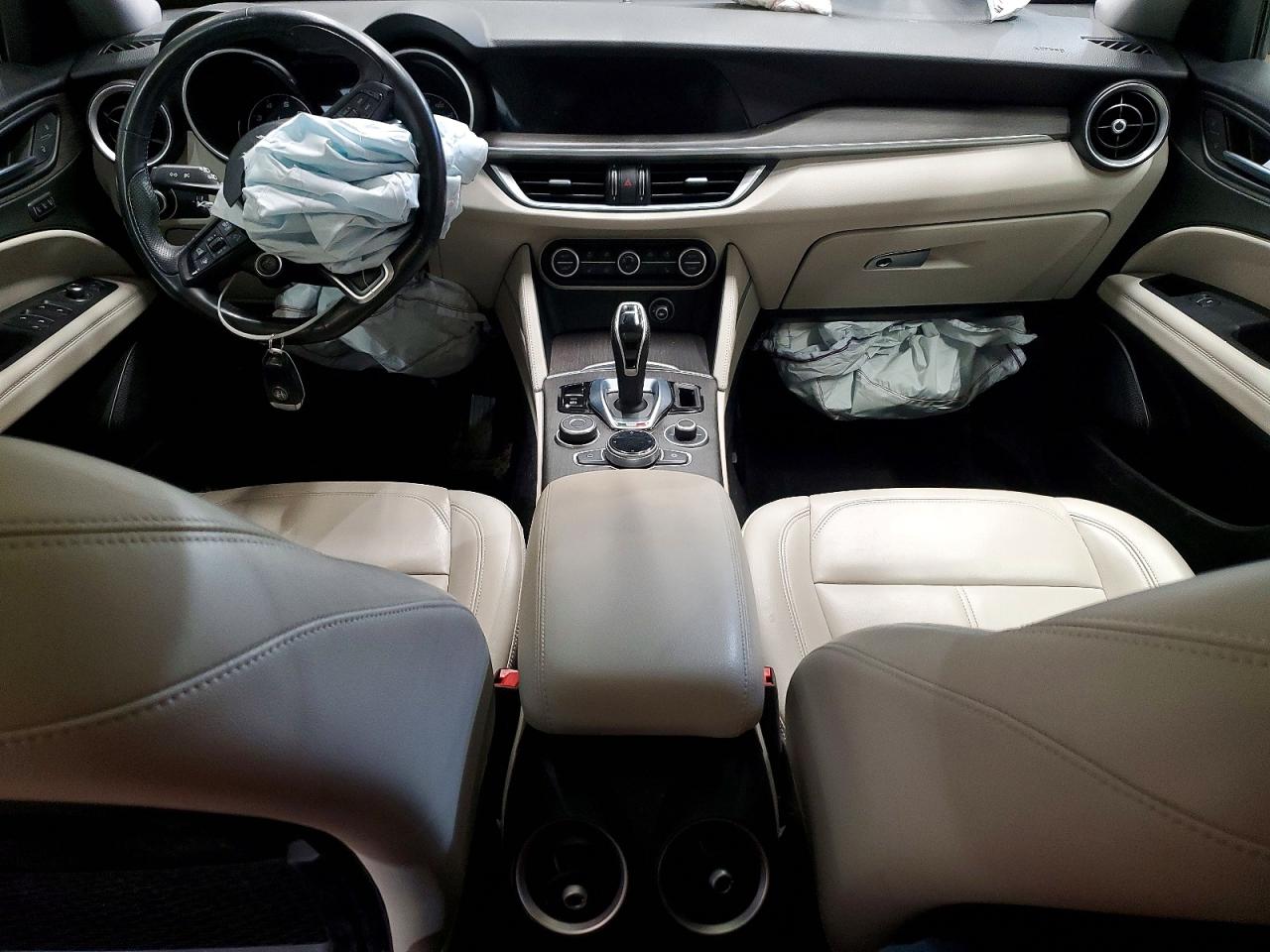 2021 ALFA ROMEO STELVIO TI photo 15