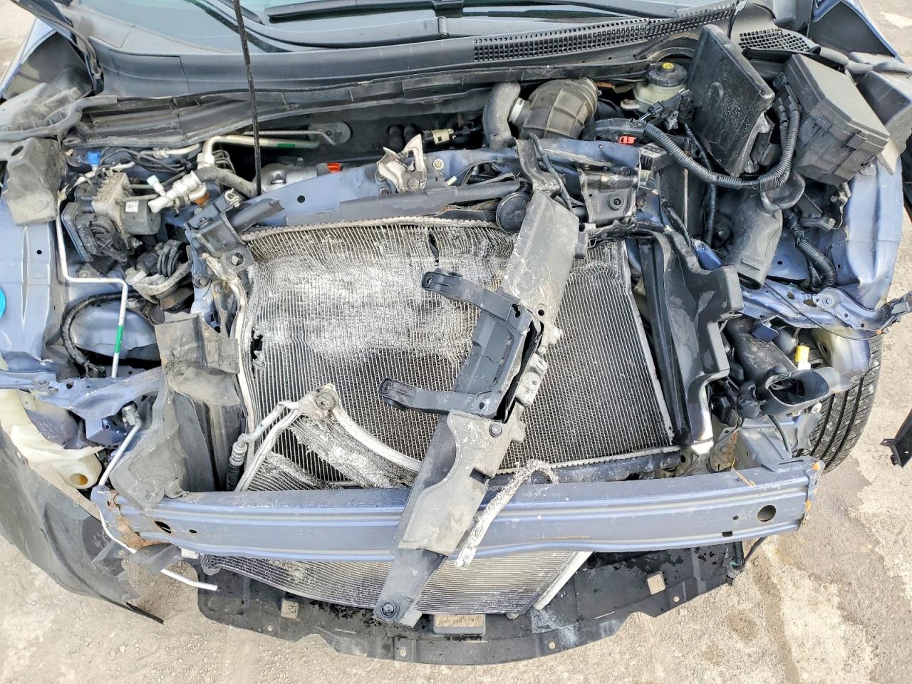 2014 HONDA CR-V LX photo 34