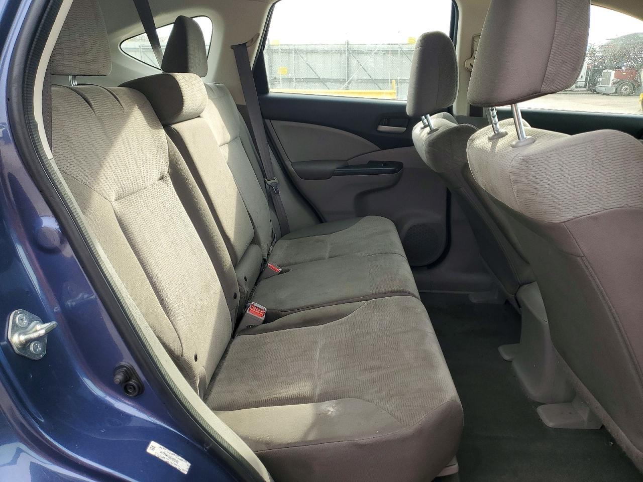 2014 HONDA CR-V LX photo 31