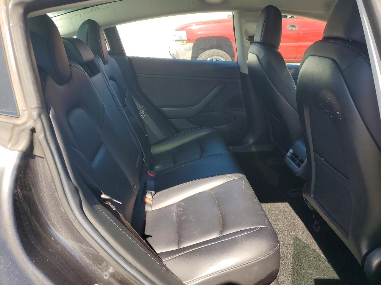 2018 TESLA MODEL 3 photo 28