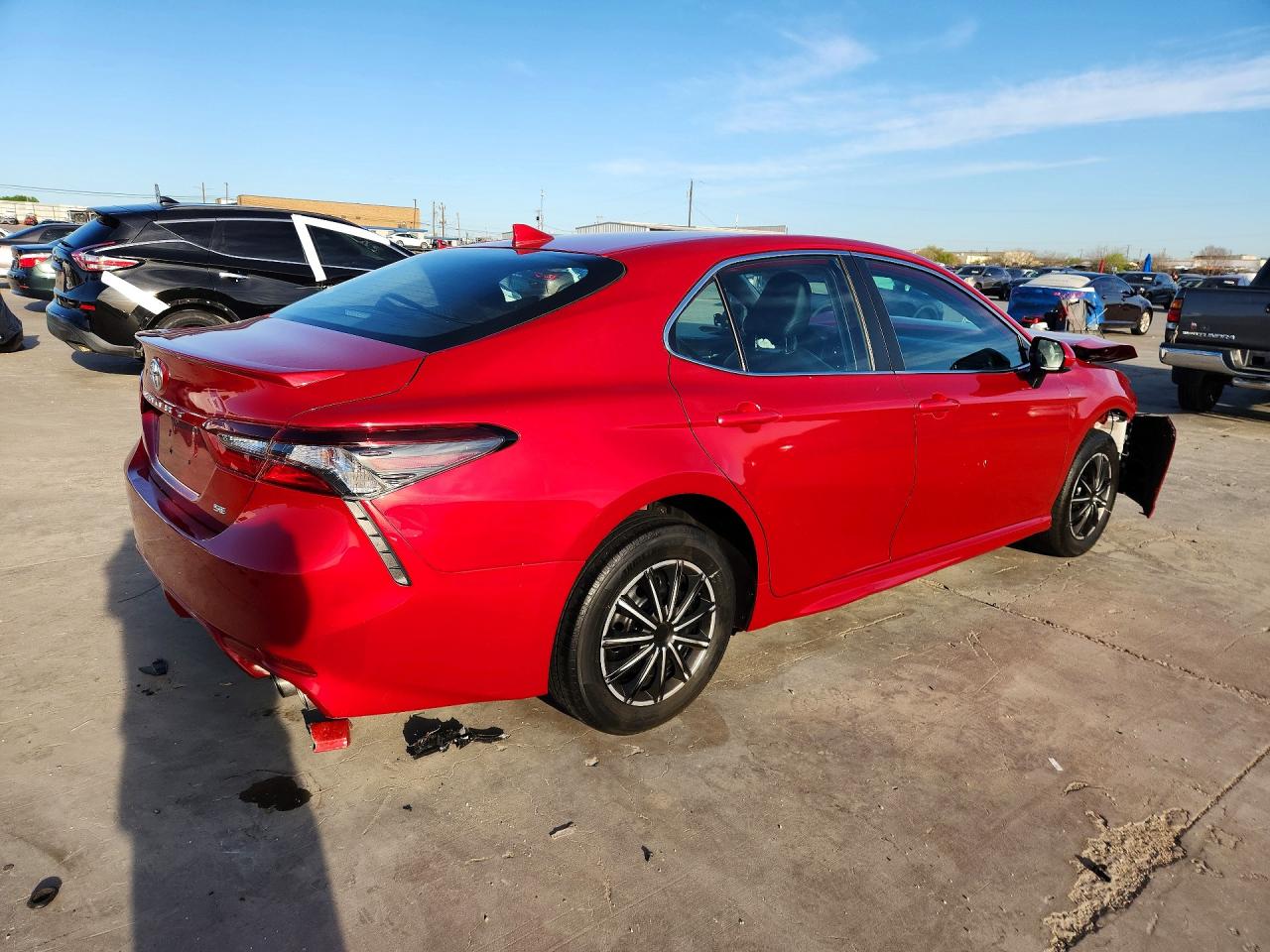 2021 TOYOTA CAMRY SE photo 7