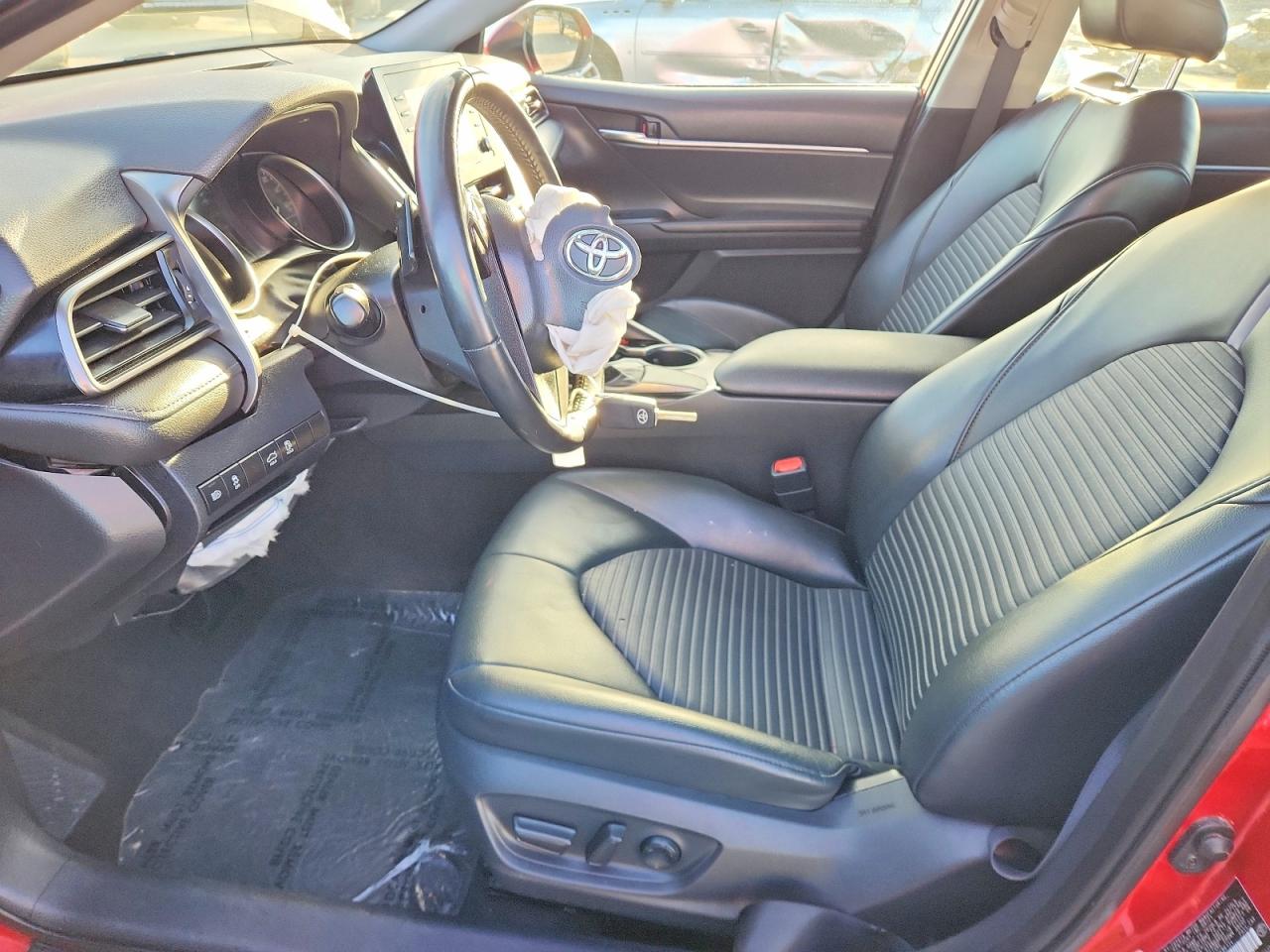 2021 TOYOTA CAMRY SE photo 19