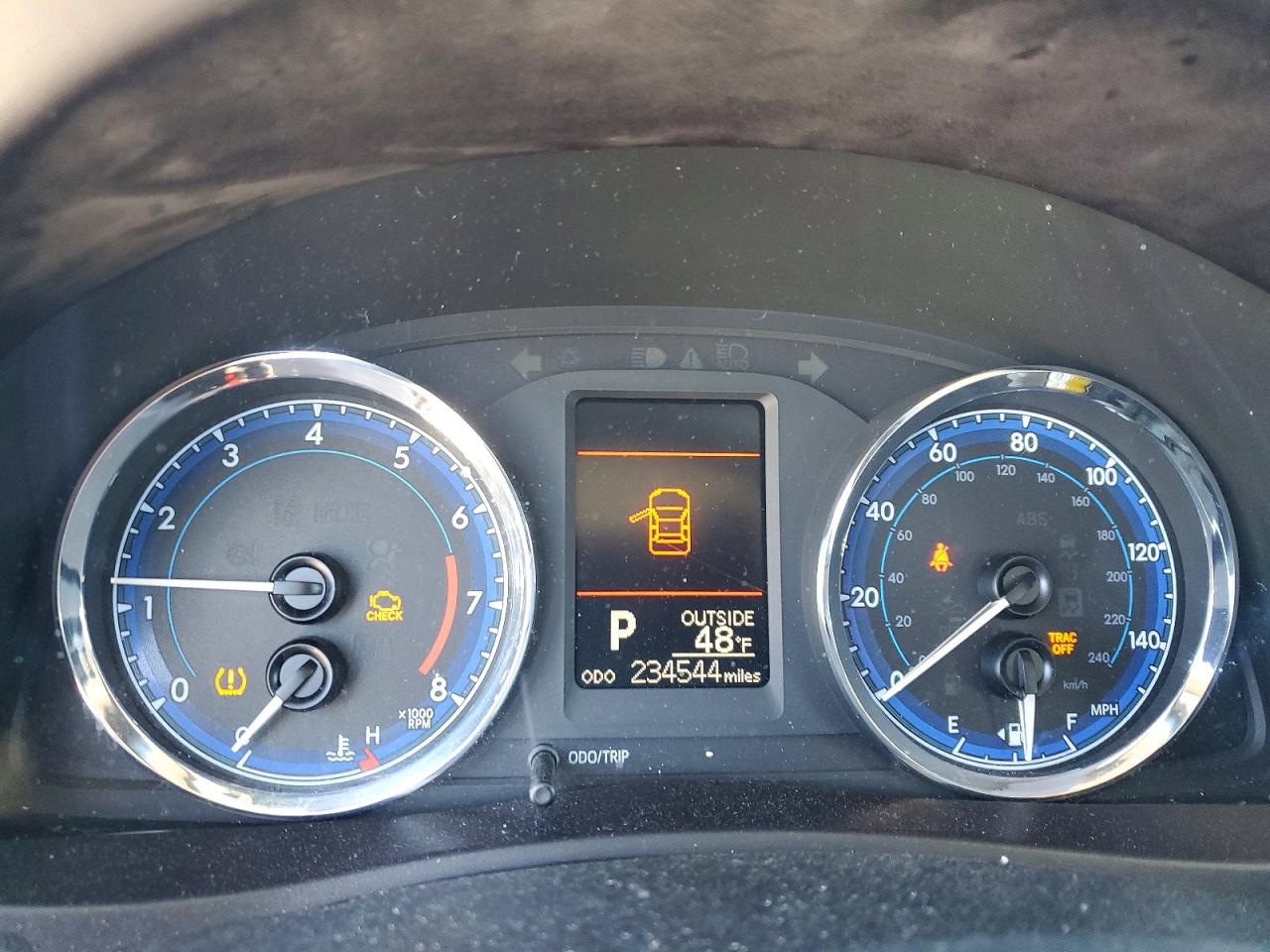 2018 TOYOTA COROLLA LE photo 9