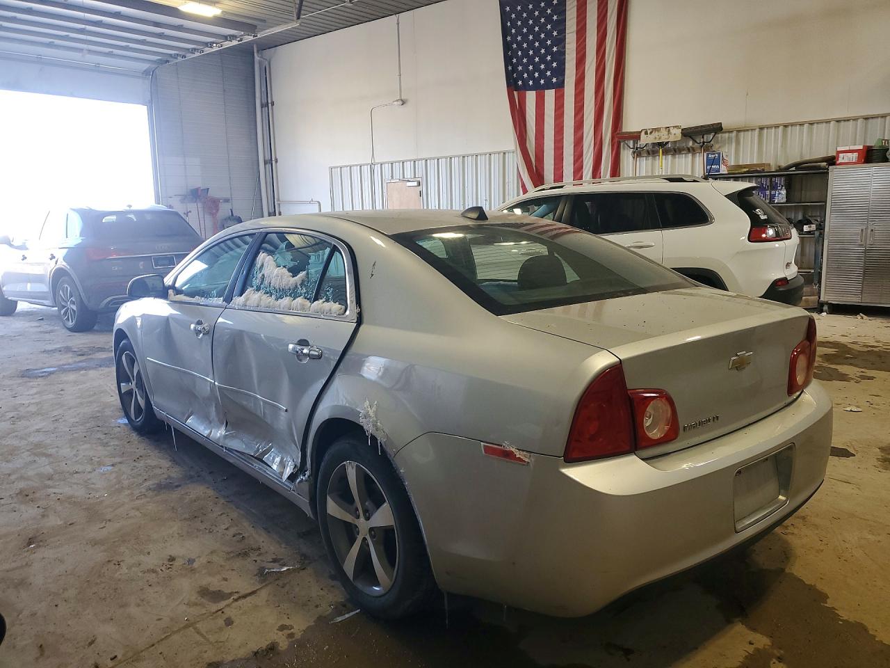 2012 CHEVROLET MALIBU 1LT photo 2
