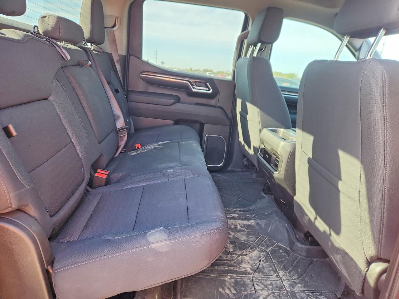 2023 CHEVROLET SILVERADO C1500 LT photo 28