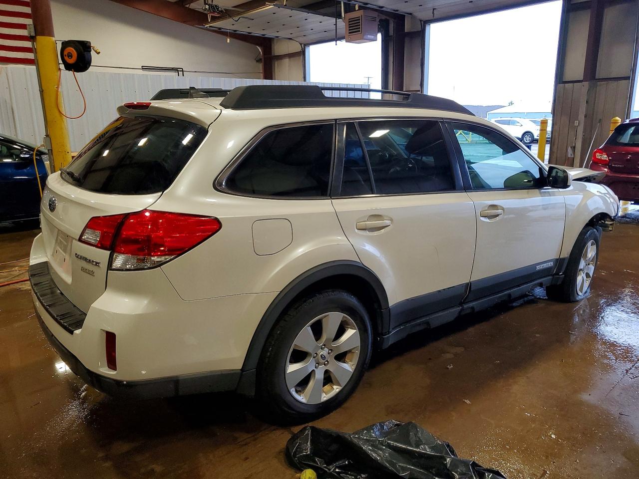 2012 SUBARU OUTBACK 2.5I LIMITED photo 3
