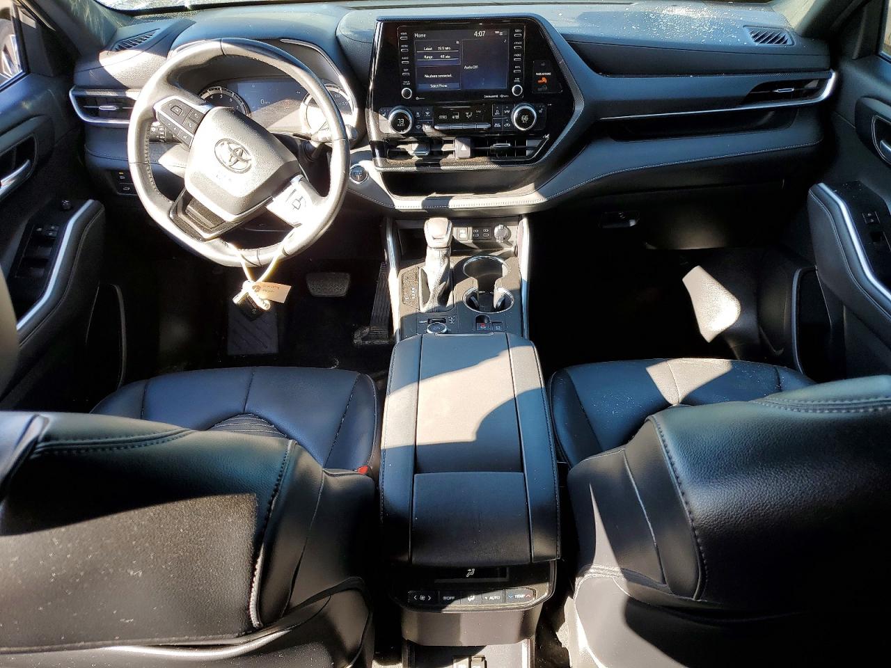 2022 TOYOTA HIGHLANDER XSE photo 15