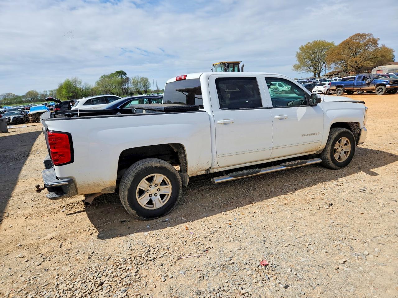 2017 CHEVROLET SILVERADO C1500 LT photo 5