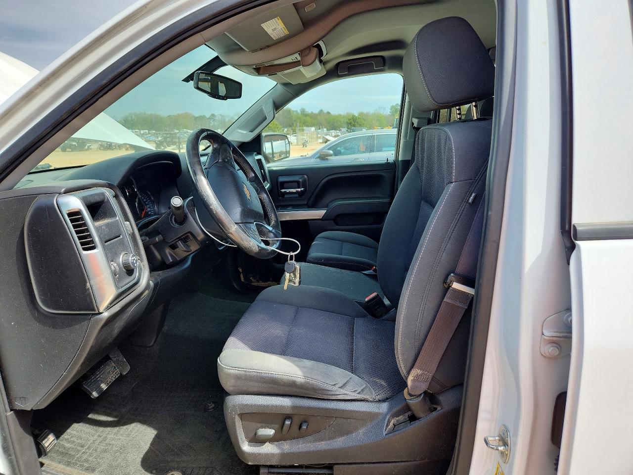 2017 CHEVROLET SILVERADO C1500 LT photo 13