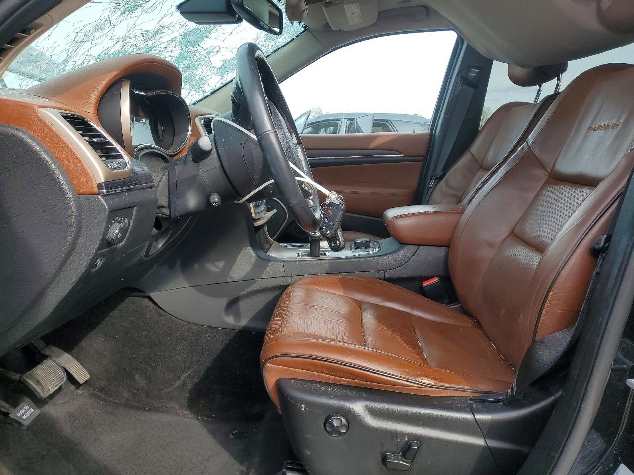 2015 JEEP GRAND CHEROKEE SUMMIT photo 7