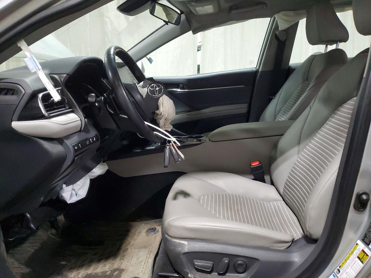 2021 TOYOTA CAMRY SE photo 19