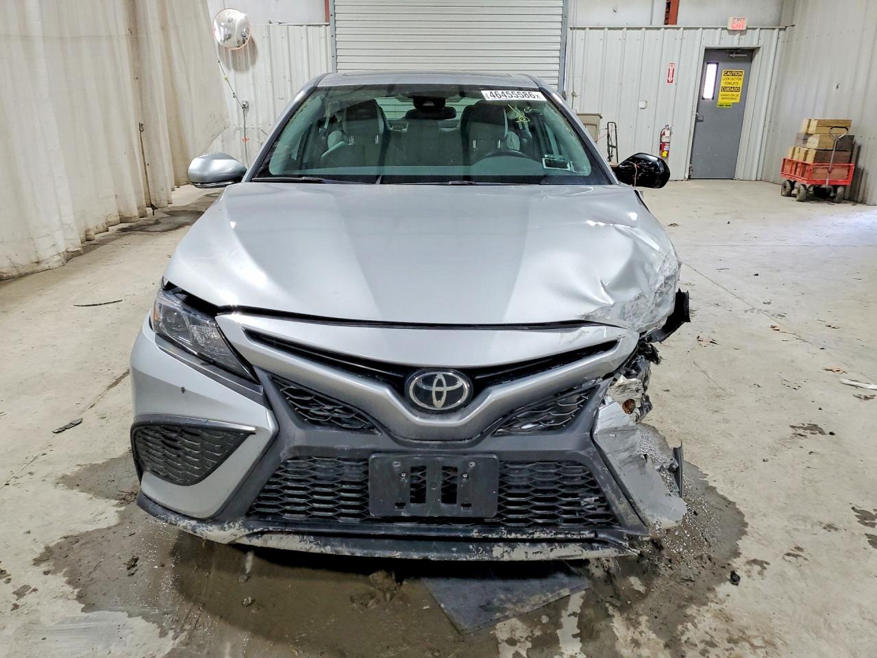 2021 TOYOTA CAMRY SE photo 13