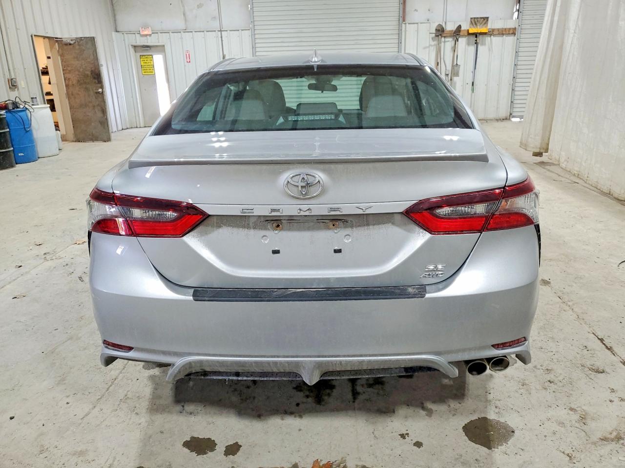 2021 TOYOTA CAMRY SE photo 16