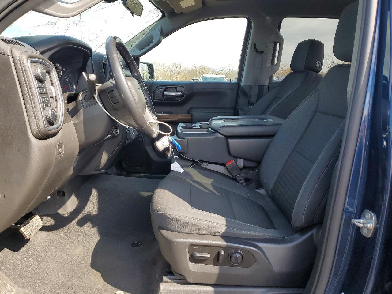 2021 CHEVROLET SILVERADO K1500 RST photo 13