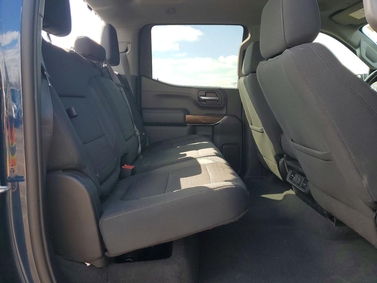 2021 CHEVROLET SILVERADO K1500 RST photo 19