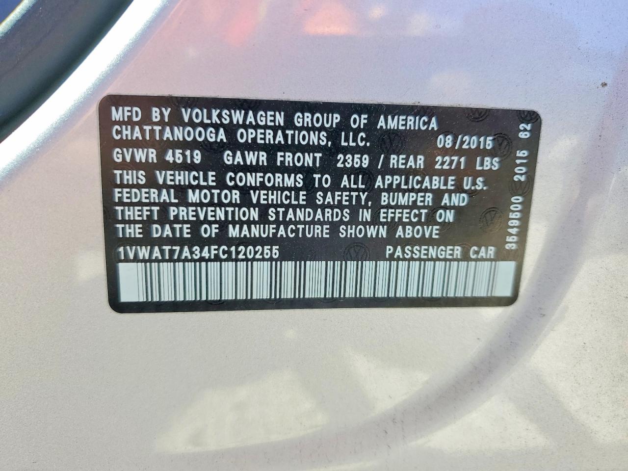 2015 VOLKSWAGEN PASSAT S photo 13