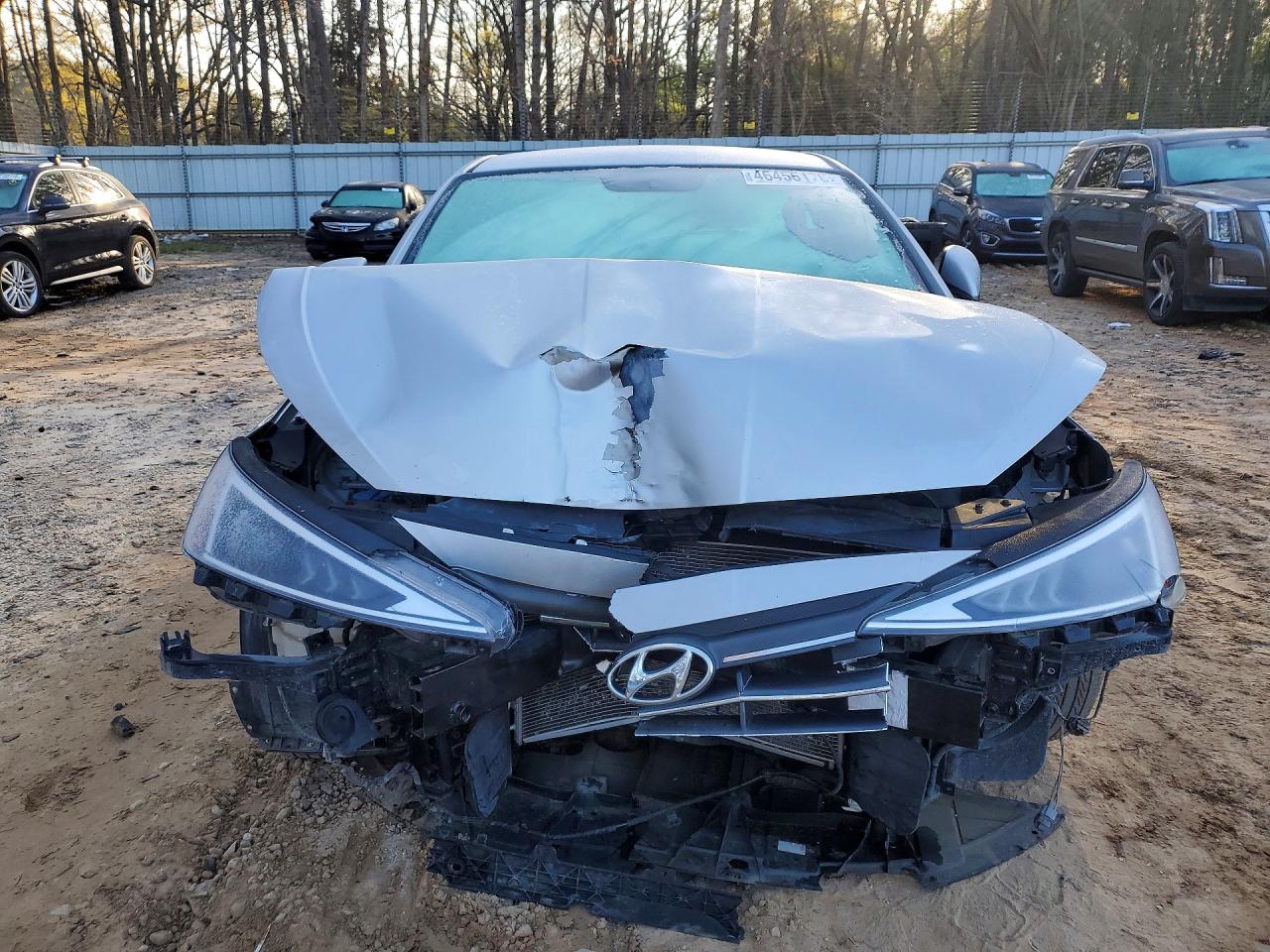 2019 HYUNDAI ELANTRA SE photo 5